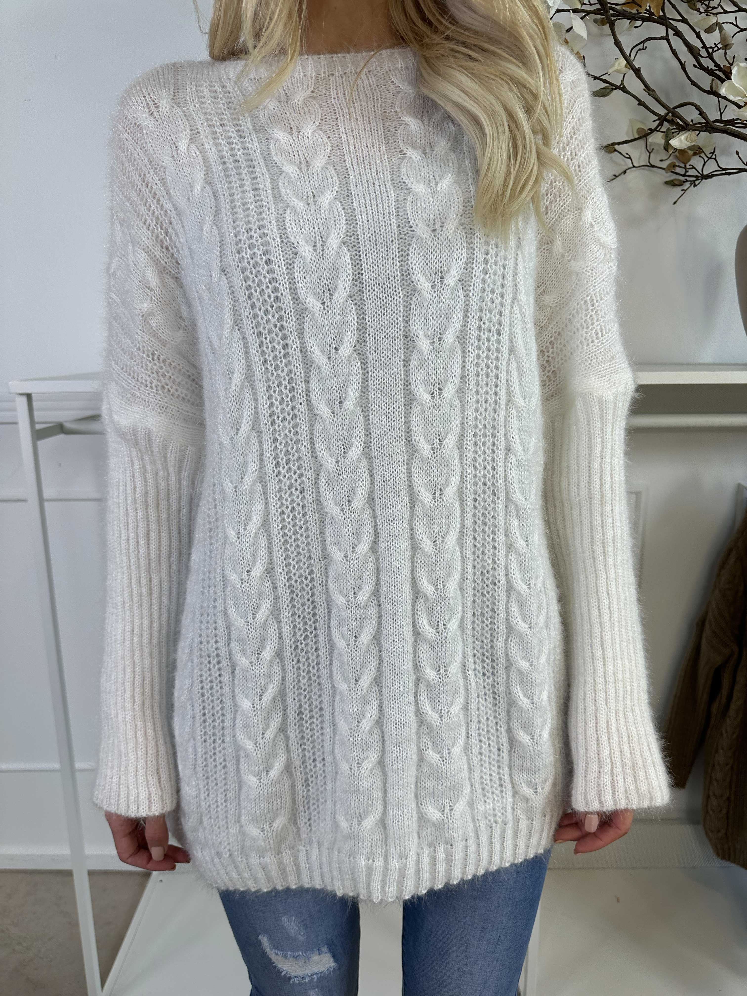 Johanna - Strikbluse med kabelstrik i shiny strik